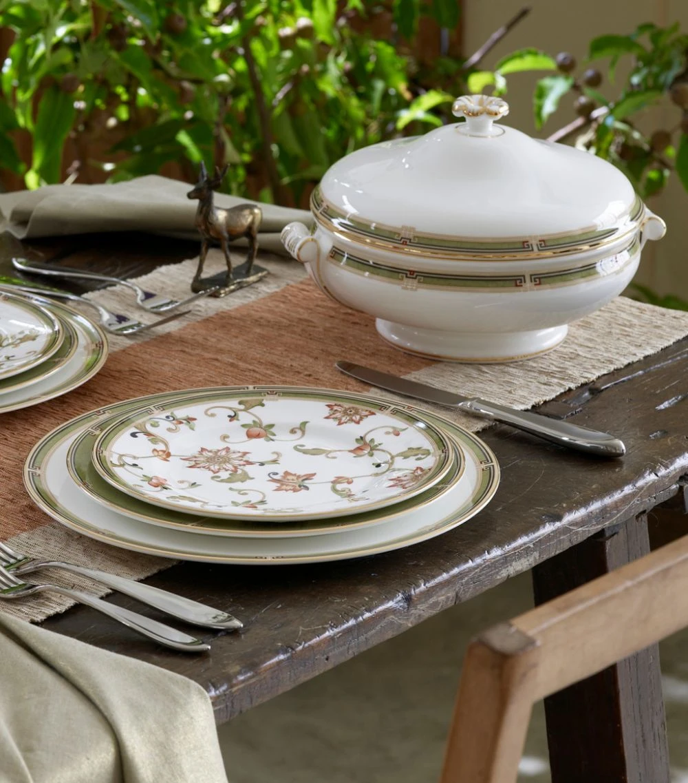 Wedgwood Oberon Teapot MULTI Teapots - Image 2