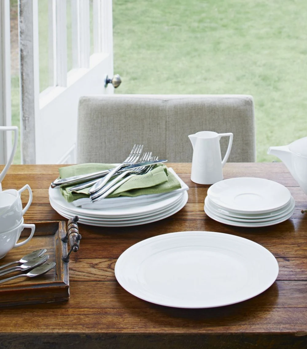 Wedgwood White Plate (18cm) Plates - Image 2